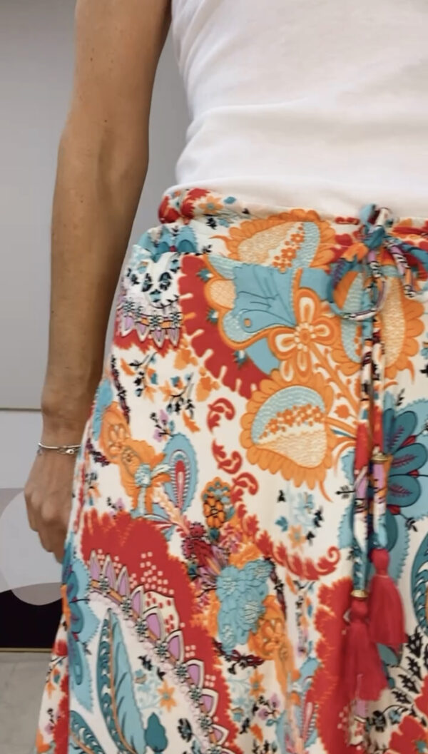 Maxi falda de viscosa con cordón regulable Tallas S/M o M/L
